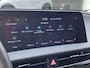 Kia EV6 Air 58 kWh Navigatie, dodehoekdetectie, stoel- & stuurverwarming, Apple CarPlay/Android Auto, parkeersensoren rondom