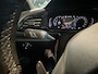 Volkswagen T-Roc Volkswagen T-Roc 2.0 TSI 4-Motion R-Line Pano, Keyless 300 PK Zeldzaam op de markt. Bizar snel. Vol opties. Pure liefhebbersauto.