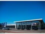 Mercedes-Benz C-klasse Estate 300 e Business Solution AMG Trekhaak | Premium Plus | AMG Line | Night Pakket | Panorama Schuif-Kanteldak | Parkeerpakket met 360°-camera | Alarm Klasse 3. Inclusief 24 maanden Mercedes-Benz Certified garantie voor Europa.