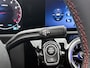 Mercedes-Benz A-klasse 180 AMG Nightpakket | Panoramadak | Sfeerverlichting | Keyless Go | CarPlay | Keyless GO | Stoelverwarming | Inclusief 24 maanden Mercedes-Benz Certified garantie voor Europa.
