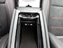 Mercedes-Benz A-klasse 180 AMG Nightpakket | Panoramadak | Sfeerverlichting | Keyless Go | CarPlay | Keyless GO | Stoelverwarming | Inclusief 24 maanden Mercedes-Benz Certified garantie voor Europa.