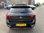Volkswagen T-Roc 1.5 TSI Style Business Panoramadak, Stoelverwarming, App Connect