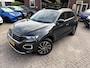 Volkswagen T-Roc 1.5 TSI Style Business Panoramadak, Stoelverwarming, App Connect