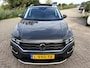 Volkswagen T-Roc 1.5 TSI Style Business Panoramadak, Stoelverwarming, App Connect