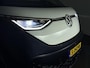 Volkswagen ID. Buzz 1st Max 77kWh IQ light - Park Assist - ACC - Trekhaak - 360 Camera - Navigatie - SoH 98%