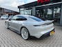 Porsche Taycan 4S Performance | Sportchrono | Panorama dak | Carbon | Bose | stoelverwarming+verkoeling | Apple Carplay |