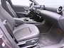 Mercedes-Benz CLA Shooting Brake 180 Business Solution Luxury Trekhaak | Parkeerpakket met achteruitrijcamera | Sfeerverlichting | Ledkoplampen | Stoelverwarming. Inclusief 24 maanden Mercedes-Benz Certified garantie voor Europa.
