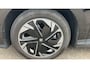 MG MG4 Electric Luxury 64 kWh | Navi | Led Koplampen | 360 Camera | Stoelverwarming | CarPlay | MG i-Smart