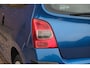 Renault Twingo 1.2-16V 58pk Authentique - Centrale vergrendeling - Elektrische ramen - Stuurbekrachtiging
