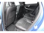 Volvo V40 1.5 T3 Polar+ Sport R-Design / Navigatie / Camera / Parkeersensoren / Harman-Kardon / Keyless / Panorama / Stoelverwarmd / Alcantara / LED