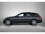 Mercedes-Benz C-klasse Estate 300 e AMG Line | AMG-LIne In en exterieru | Sfeefverlichting | Stoe verwarming + Koeling | Trekhaak | Pano- Schuif kanteldak | Inclusief 24 maanden Mercedes-Benz Certified garantie voor Europa.