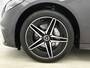 Mercedes-Benz C-klasse Estate 300 e AMG Line | AMG-LIne In en exterieru | Sfeefverlichting | Stoe verwarming + Koeling | Trekhaak | Pano- Schuif kanteldak | Inclusief 24 maanden Mercedes-Benz Certified garantie voor Europa.