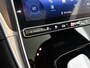 Mercedes-Benz C-klasse Estate 300 e AMG Line | AMG-LIne In en exterieru | Sfeefverlichting | Stoe verwarming + Koeling | Trekhaak | Pano- Schuif kanteldak | Inclusief 24 maanden Mercedes-Benz Certified garantie voor Europa.