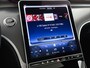 Mercedes-Benz C-klasse Estate 300 e AMG Line | AMG-LIne In en exterieru | Sfeefverlichting | Stoe verwarming + Koeling | Trekhaak | Pano- Schuif kanteldak | Inclusief 24 maanden Mercedes-Benz Certified garantie voor Europa.