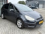 Ford S-Max 2.0-16V ✅ 17 inch ✅ All Season banden ✅ Airco ✅ Cruise ✅