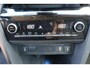 Toyota Yaris Cross 1.5 Hybrid Executive Head Up Display, Parkeersensoren voor,- en achterzijde,