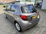 Toyota Yaris 1.5 Hybrid ASPIRATION 4S-BANDEN NAVI CRUISE CLIMA CAMERA BLUETOOTH NL-AUTO DEALER ONDERHOUDEN!