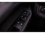 Volkswagen ID. Buzz Cargo Bulli Limited Edition 286pk 79 kWh | 2027 model | Achterdeuren | Trekhaak | 360gr Camera | Verwarmd stuur | > Netto-ACTIE-Prijs; bij koop of lease via HK / excl. kosten rijklaarmaken <