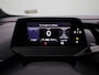 Volkswagen ID.5 Pro 77 kWh 204 PK| Dealeronderhouden | Warmtepomp | Panoramadak | Navigatie | Achteruitrijcamera | LED Matrix | Keyless Access | Stoelverwarming | Stuurwielverwarming | 21 Inch Velgen