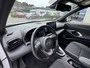 Toyota Yaris Cross 1.5 Hybrid DYNAMIC NL-AUTO 1E-EIG TREKHAAK KEYLESS CLIMA APPLE/ANDROID NAVI AD-CRUISE 17'' LM-VELGEN PARELMOER LAK