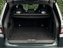 Land Rover Range Rover Sport P575 SVR Carbon Edition, SV BESPOKE SATIN, VOLLEDIG PPF, PANORAMADAK, SCHAALSTOELEN, MERIDIAN, 360-CAMERA, CRUISE, HUD, KEYLESS, DODEHOEK, STOELVERWARMING/VENTILATIE, STUURVERWARMING, LICHTMETAAL 22"