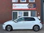 Volkswagen Golf 1.0 eTSI Life Active / Navi / Virtual / PDC / DAB / Stoelverw