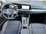 Volkswagen Golf 1.0 eTSI Life Active / Navi / Virtual / PDC / DAB / Stoelverw