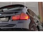 BMW 3-Serie Touring 320i Executive | Origineel NL | 3e eigenaar | Xenon | Navigatie Business | Cruise control | Bluetooth | Sportstuur | PDC | Regensensor | Climate control