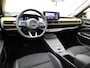Jeep Avenger 1st Edition 54 kWh | Navigatie | Camera | Stoelverwarming | Parkeersensoren Voor/Achter | Apple Carplay&Android Auto