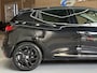 Renault Clio 0.9 TCe Bose | Navi | Camera | 17" | Stoelverwarming | PDC | Led |