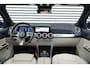 Mercedes-Benz EQB 250+ Luxury Line 71 kWh | Panoramadak | Distronic | Camera | Sfeer |