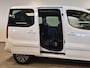 Peugeot Partner Rolstoelauto Automaat Zelfrijder Rolstoel 1e zitrij
