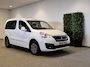 Peugeot Partner Rolstoelauto Automaat Zelfrijder Rolstoel 1e zitrij