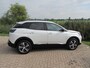 Peugeot 3008 1.6 HYbrid 225 Active Pack Business