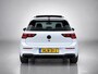 Volkswagen Golf 1.5 eTSI R-Line Business | Automaat | Panoramadak | 19 Inch Velgen | Black Style | Stoel/ Stuurverwarming | Achteruitrijcamera | Apple CarPlay/ Android Auto | Full-LED |