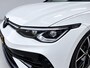 Volkswagen Golf 1.5 eTSI R-Line Business | Automaat | Panoramadak | 19 Inch Velgen | Black Style | Stoel/ Stuurverwarming | Achteruitrijcamera | Apple CarPlay/ Android Auto | Full-LED |