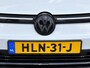 Volkswagen Golf 1.5 eTSI R-Line Business | Automaat | Panoramadak | 19 Inch Velgen | Black Style | Stoel/ Stuurverwarming | Achteruitrijcamera | Apple CarPlay/ Android Auto | Full-LED |