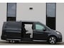 Mercedes-Benz EQV 300 L2 / AMG / Luchtvering / 200 KM!!! / 7-Persoons / Burmester / Vol Opties / NIEUW