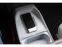 Kia EV3 Plus 81.4 kWh STOEL- & EN STUURVERWARMING, NAVIGATIE, EXTRA GETINT GLAS