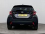 Toyota Yaris 1.5 Hybrid 115 Dynamic | Dodehoek detectoe | Parkeersensoren voor/achter | Stoel-/stuurverwarming | Apple Carplay / Android Auto | Adaptive Cruise | Keyless | 16 inch