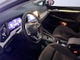 Volkswagen Golf 1.0 eTSI Life Business Automaat - Navigatie - ACC - Stoelverwarming - PDC - Sfeerverlichting - LED