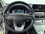 Hyundai Kona Electric EV Fashion 64 kWh | WLTP 484km | 3-fasen | Warmtepomp | Dodehoek | Navigatie | Camera |