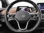 Volkswagen ID.4 Pro 77 kWh 204 PK| Warmtepomp | Panoramadak | Navigatie Pro | 360 Camera | Elektrische Voorstoelen Met Geheugen | Head-Updisplay | Stoelverwarming | Stuurwielverwarming | 19 Inch Velgen