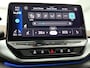 Volkswagen ID.4 Pro 77 kWh 204 PK| Warmtepomp | Panoramadak | Navigatie Pro | 360 Camera | Elektrische Voorstoelen Met Geheugen | Head-Updisplay | Stoelverwarming | Stuurwielverwarming | 19 Inch Velgen