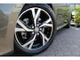 Toyota Yaris 1.5 Hybrid 115 Dynamic | Rijklaar | Apple/Android | Stoel/Stuur-verwarming | Adap. Cruise. | Clima | Camera