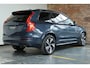 Volvo XC90 T8 Recharge AWD R-Design | Bowers & Wilkins Premium Audio | Luchtvering | Longe Range | 360° Parkeercamera | Parkeersensoren voor + achter | Parkeerverwarming | Panoramadak | Stoelverwarming | Stuurwielverwarming |