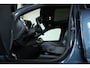 Volvo XC90 T8 Recharge AWD R-Design | Bowers & Wilkins Premium Audio | Luchtvering | Longe Range | 360° Parkeercamera | Parkeersensoren voor + achter | Parkeerverwarming | Panoramadak | Stoelverwarming | Stuurwielverwarming |