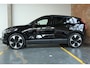 Volvo EX30 Single Motor Extended Range Plus 69 kWh | 95% SOH | Pine interieur | 20'' Lichtmetalen velgen | Harman Kardon Premium Audio | Parkeersensoren voor + achter | Stoel en stuurwielverwarming | Keyless Entree | Google Infotainment