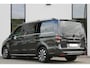 Mercedes-Benz EQV 300 L2 / AMG / Luchtvering / 7-Persoons / Burmester / 360 Camera / Vol Opties / NIEUWSTAAT