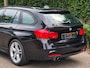 BMW 3-Serie 320i High Ex Touring M Sport Touring Apple CarPlay 18inch Velgen NAP NL 100% Onderhouden 2e eigenaar